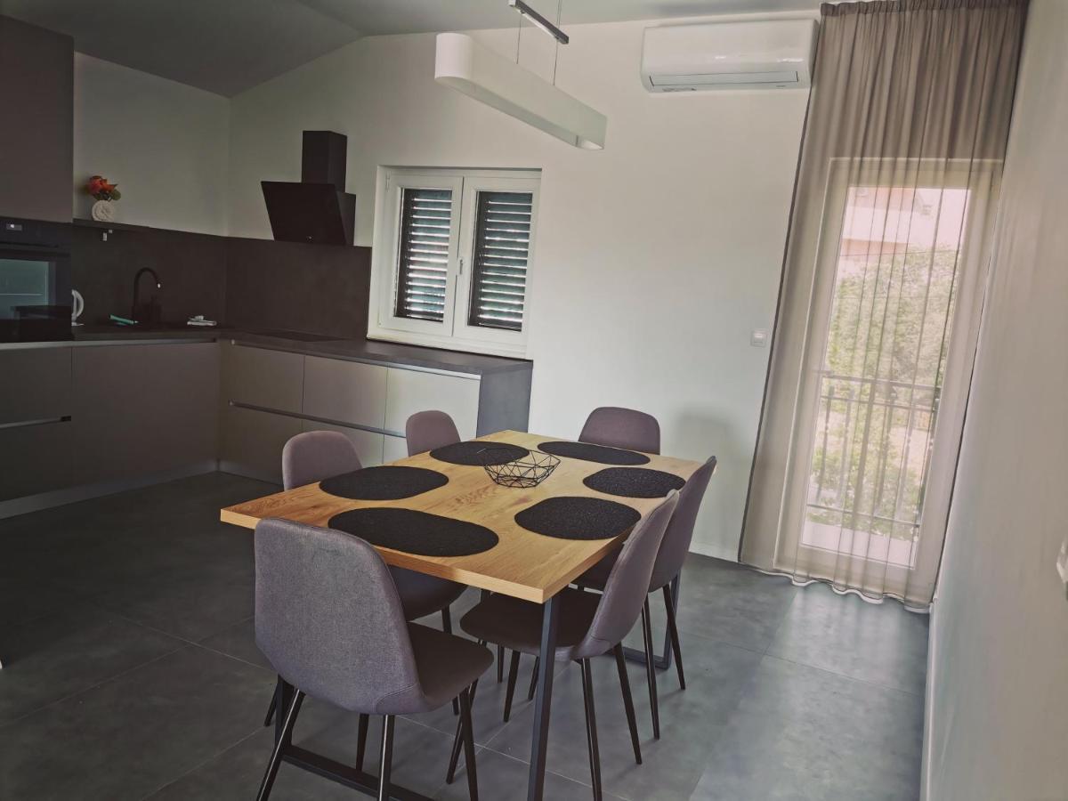 Jbl Apartment Seget Vranjica Exterior foto